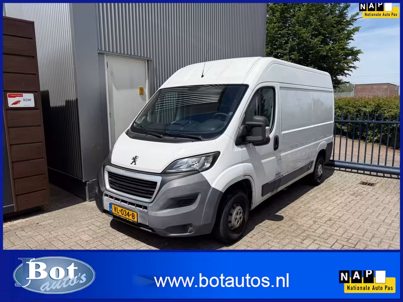 Peugeot Boxer 330 2.2 HDI L2 H2/ Profit+ / 3 ZITS / AIRCO / NAVI / VERHOOGD / VERLENGD / TREKHAAK / CRUI