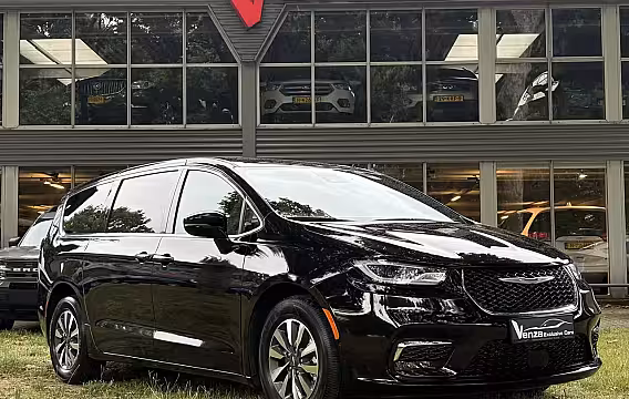 Chrysler Grand Voyager 3.6 V6 Hybrid ACC/360/Carplay