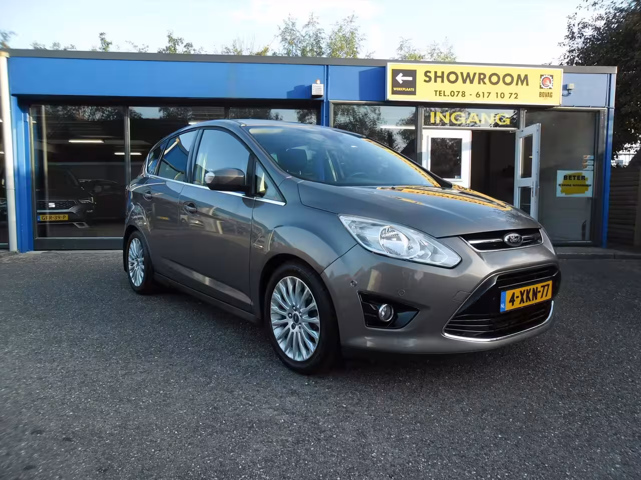 Ford C-Max 125PK TITANIUM NAV ECC 17"LMV CAMERA PDC TREKHAAK DISTRIBUTIERIEM VERVANGEN RIJKLAARPRIJS
