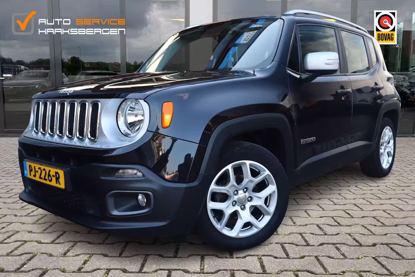 Jeep Renegade 1.4 MultiAir Longitude | Keyless | 17 Inch | PDC |