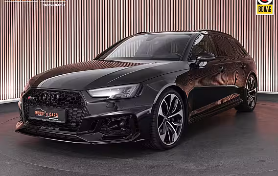 Audi RS4 Avant 2.9 450pk TFSI Quattro Pro Line Plus |RS-seats|dynamic ride control|B&O|massage|memo