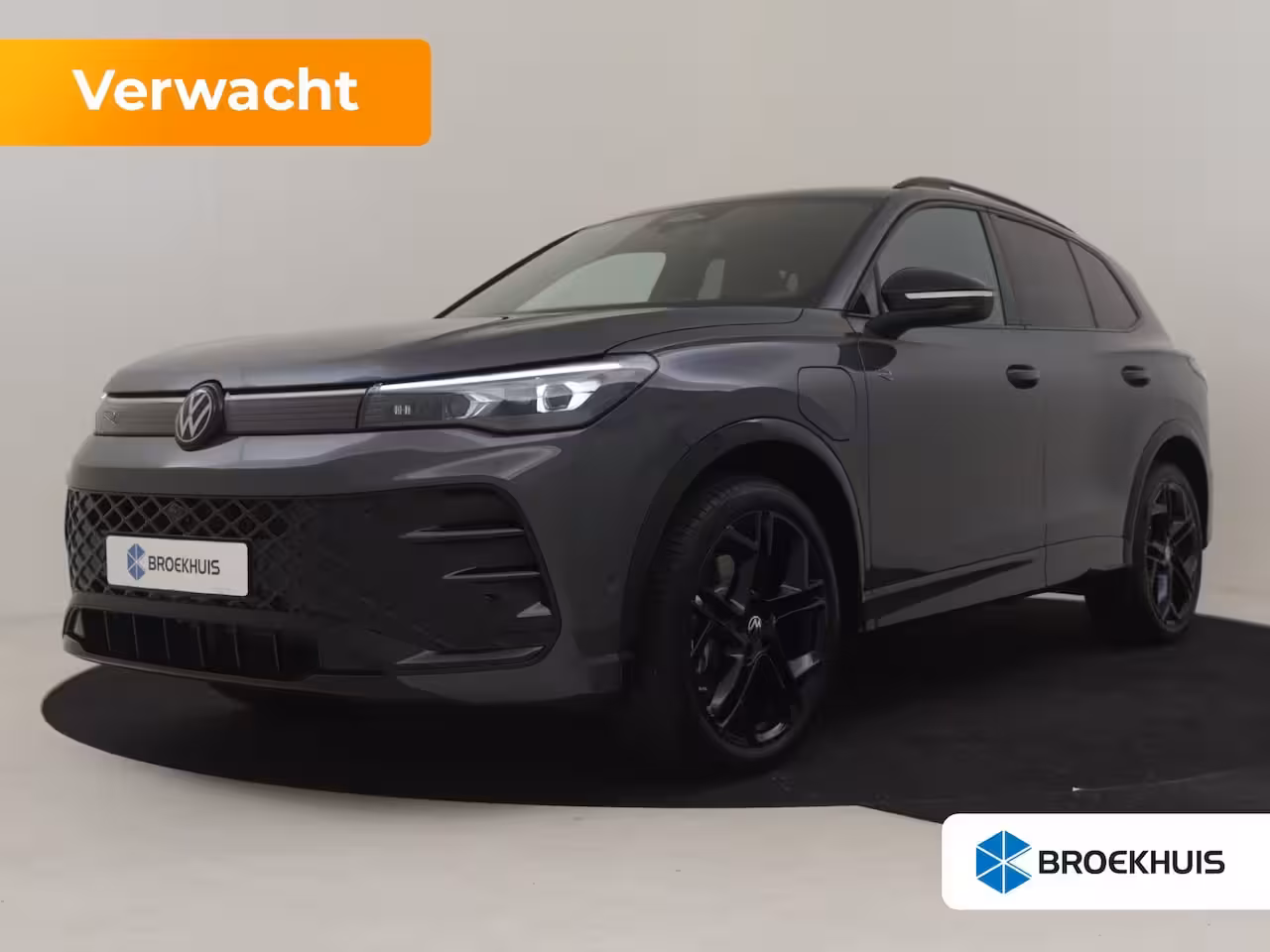 Volkswagen Tiguan R-Line Edition - eHybrid | 'App-Connect' draadloze smartphone integratie | Automatische af