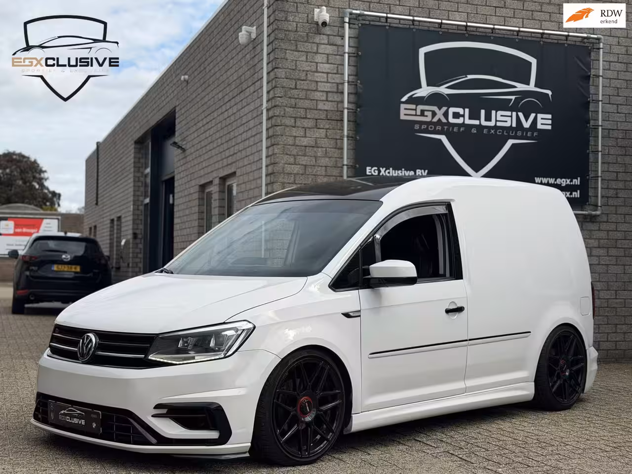 Volkswagen Caddy 2.0 TDI L1H1 BMT MARGE AIRRIDE|Custom 7.5 R & RS4 Bumpers |