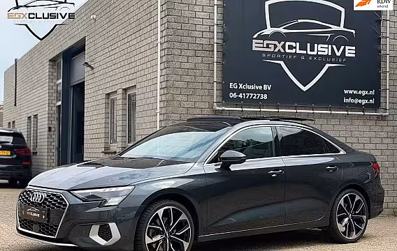 Audi A3 Limousine 30 TFSI S edition S line Pano/Camera/Keyless