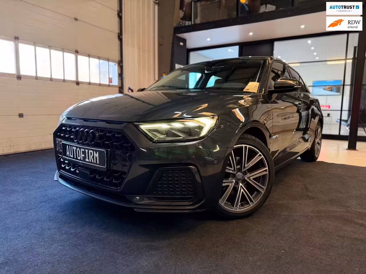 Audi A1 Sportback 30 TFSI Pro Line S CarPlay Nette Auto Dealer Onderhouden Stoelverwarming Parkeersensoren N