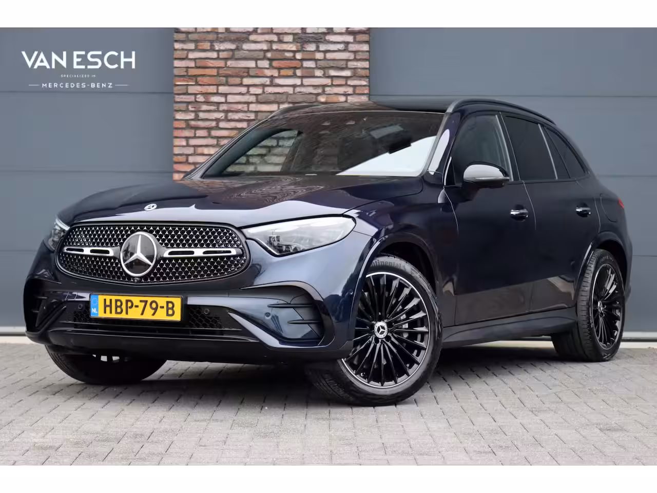 Mercedes-Benz GLC-klasse 400e 4MATIC AMG Line | Airmatic | Achterasbesturing | Distronic+ | Memory | Trekhaak | Dig