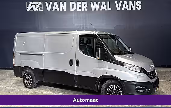 Iveco Daily 35S16V 157pk Automaat 3500kg Trekhaak L2H1 Euro6 Airco | Camera | Navigatie | LM Velgen Cr