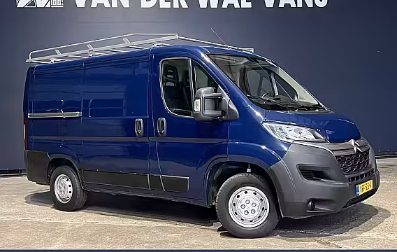 Citroën Jumper 2.2 BlueHDi 120pk L1H1 Euro6 Airco | 2500kg Trekhaak | Imperiaal Bijrijdersbank