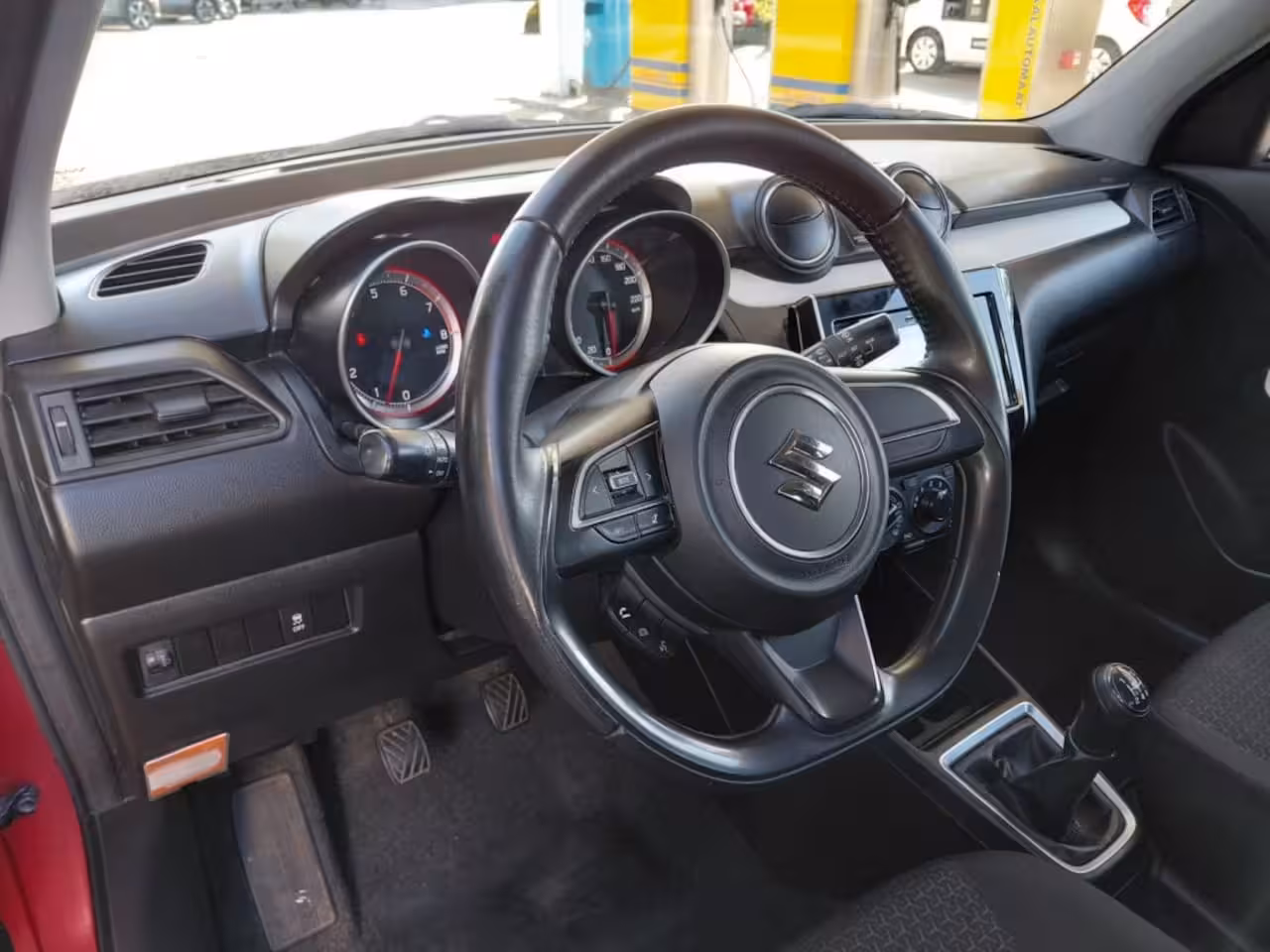 Suzuki Swift 1.2 SELECT CARPLAY CAMERA NAVI