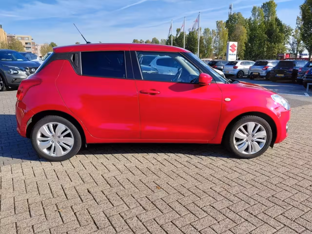 Suzuki Swift 1.2 SELECT CARPLAY CAMERA NAVI