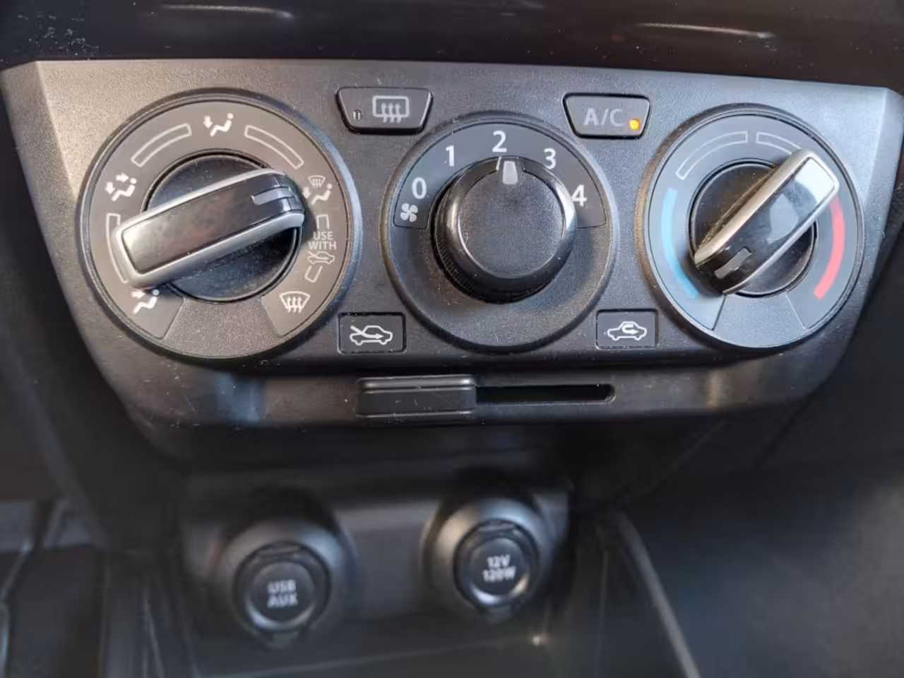 Suzuki Swift 1.2 SELECT CARPLAY CAMERA NAVI