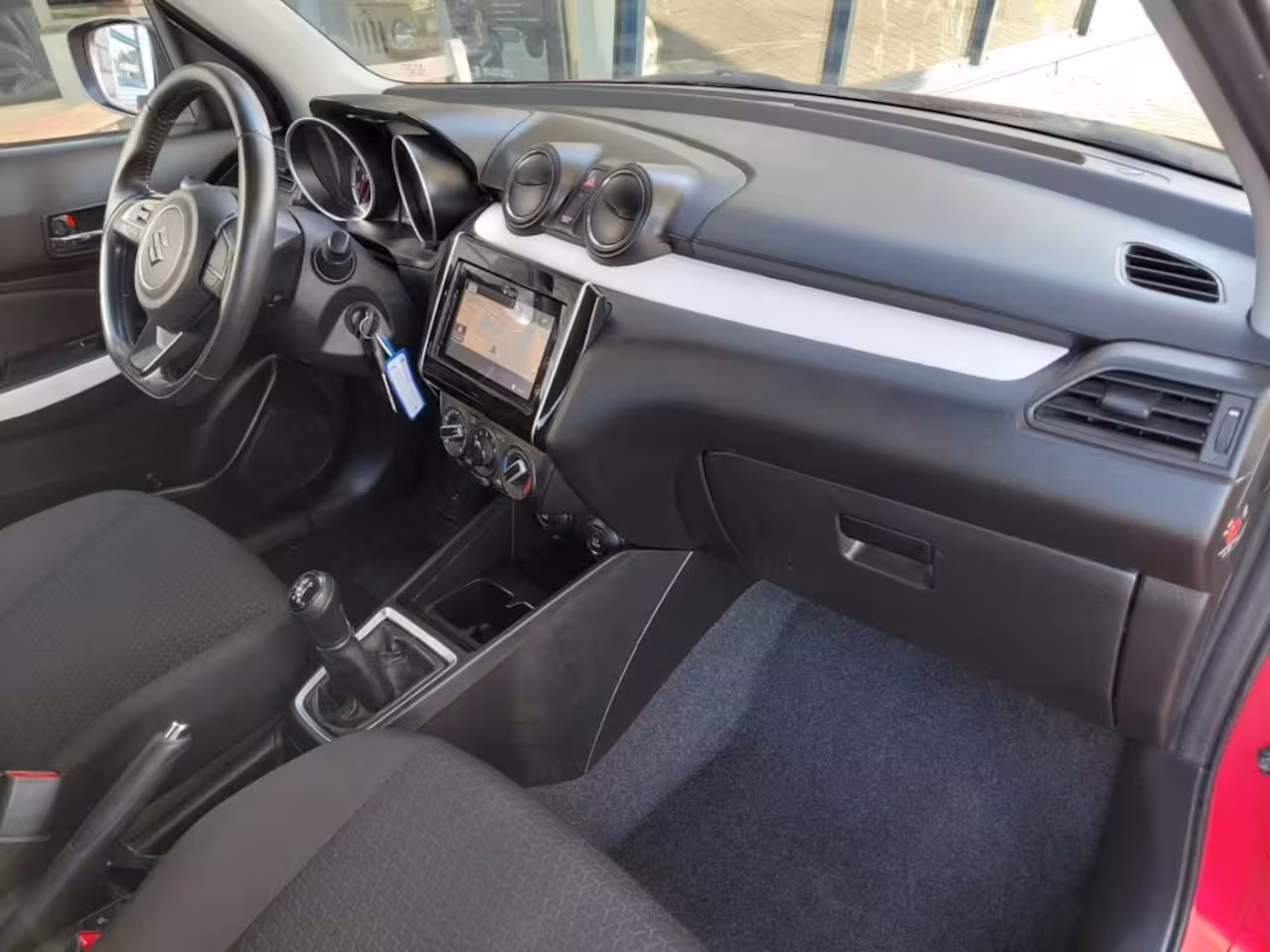 Suzuki Swift 1.2 SELECT CARPLAY CAMERA NAVI