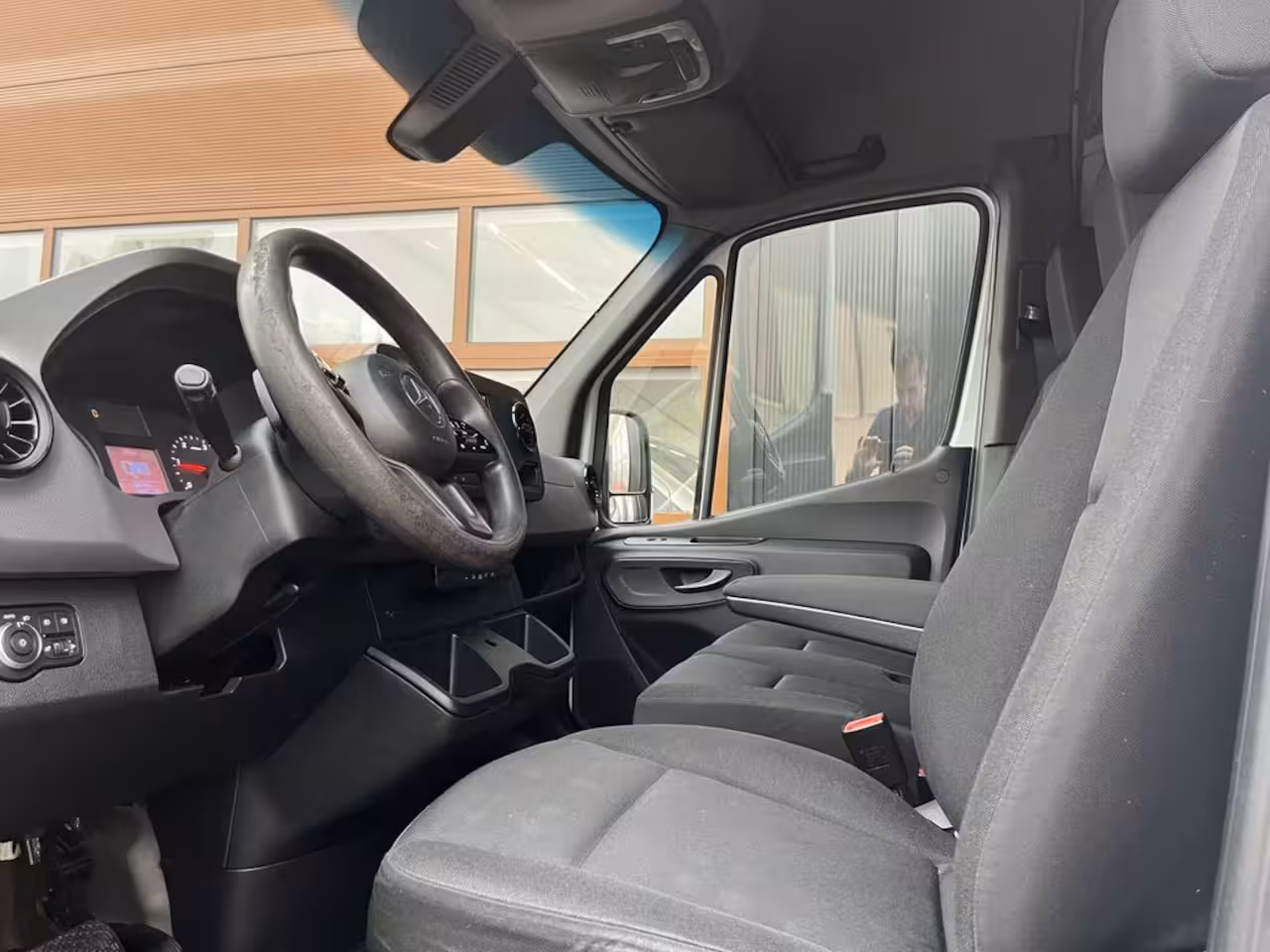 Mercedes-Benz Sprinter 314 2.2 CDI 143pk E6 9-Tronic L2H2 Lease €439 p/m, Airco Aut., Navi, Carplay, PDC, Camera,