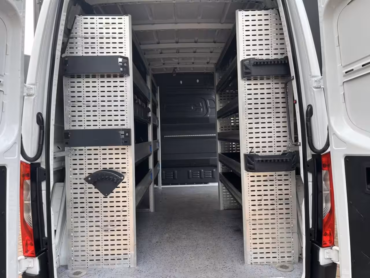 Mercedes-Benz Sprinter 314 2.2 CDI 143pk E6 9-Tronic L2H2 Lease €439 p/m, Airco Aut., Navi, Carplay, PDC, Camera,