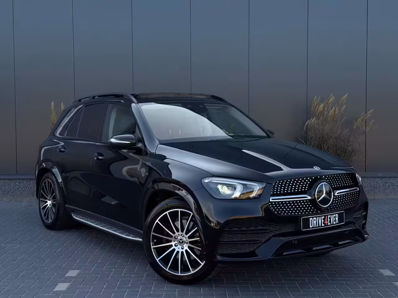 Mercedes-Benz GLE-Klasse 350 e 4MATIC Premium Plus | AMG | PANO | 360 | HUD