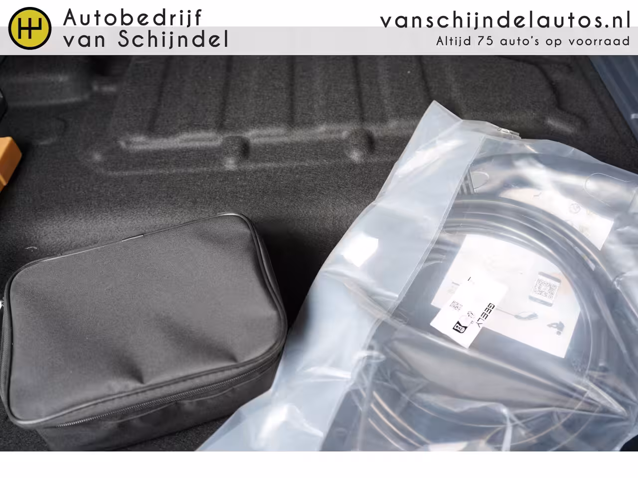 Geely Starray EM-i 1.5 Pro 262pk PLUG-IN HYBRIDE NIEUW RIJKLAAR 6X OP VOORRAAD DIV. KLEUREN - 8 JAAR GARANTIE