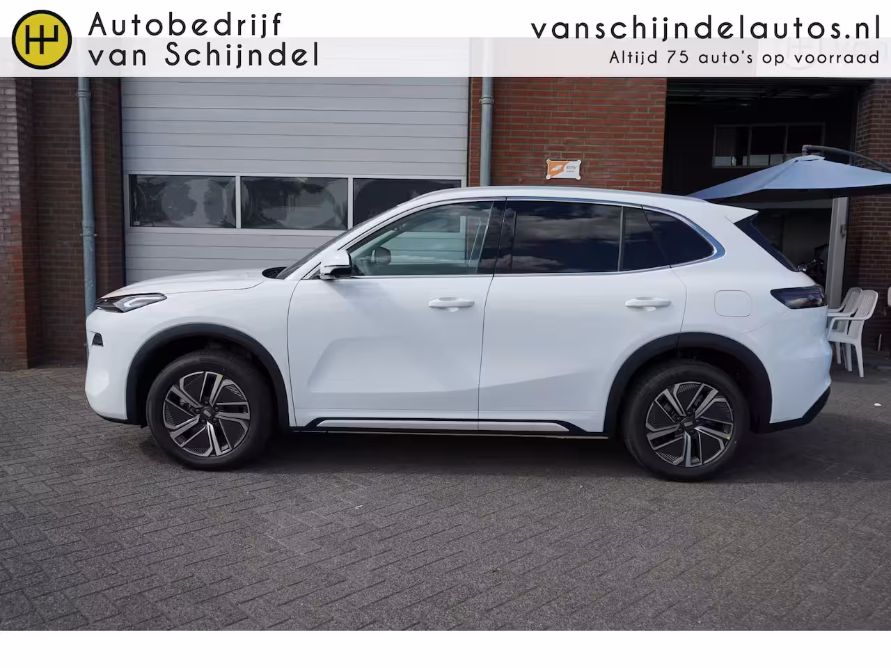Geely Starray EM-i 1.5 Pro 262pk PLUG-IN HYBRIDE NIEUW RIJKLAAR 6X OP VOORRAAD DIV. KLEUREN - 8 JAAR GARANTIE