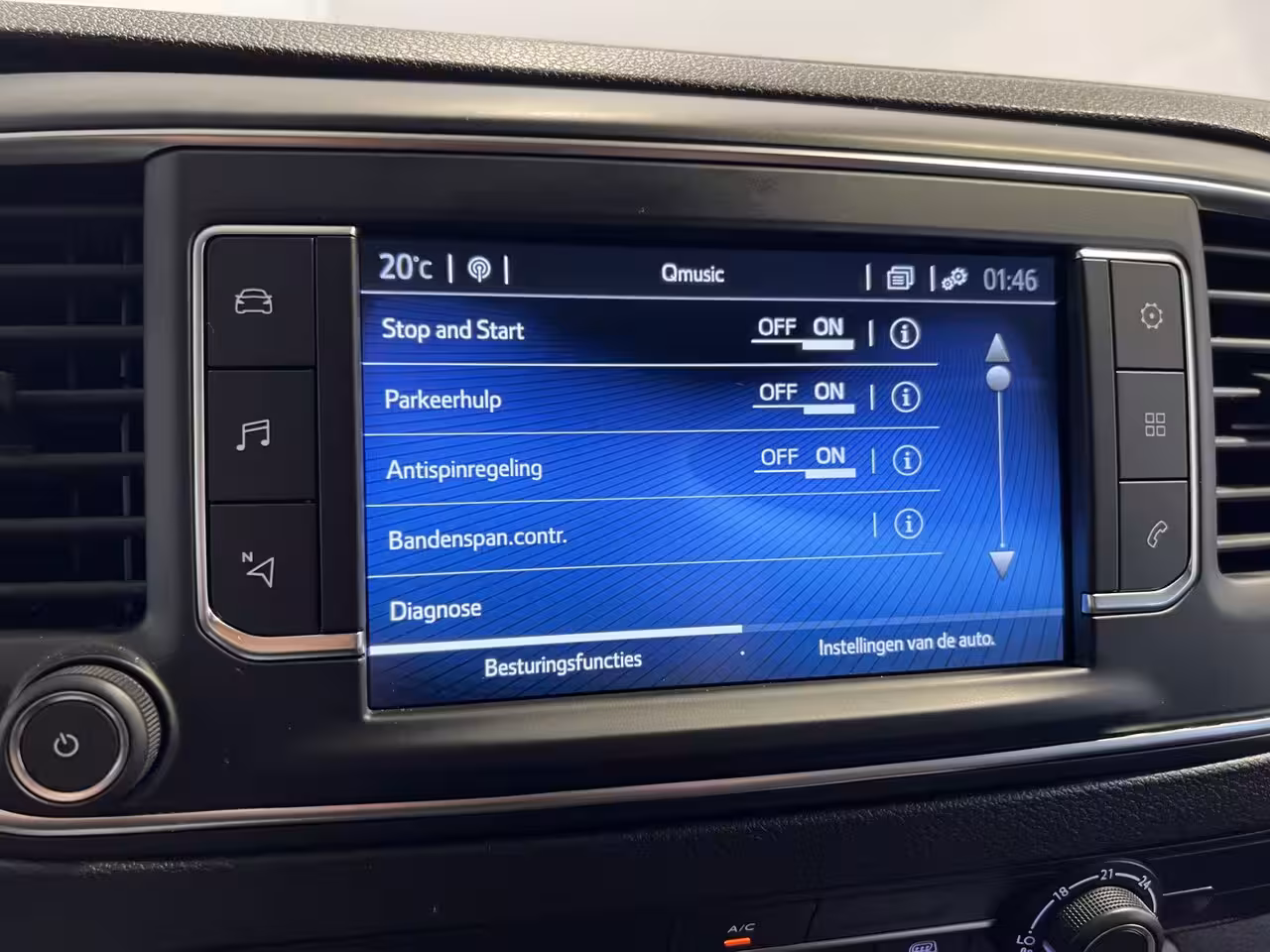 Toyota ProAce Worker 1.5 D-4D Live | Navigatie | LM Velgen | | PDC Achter | Sidebars