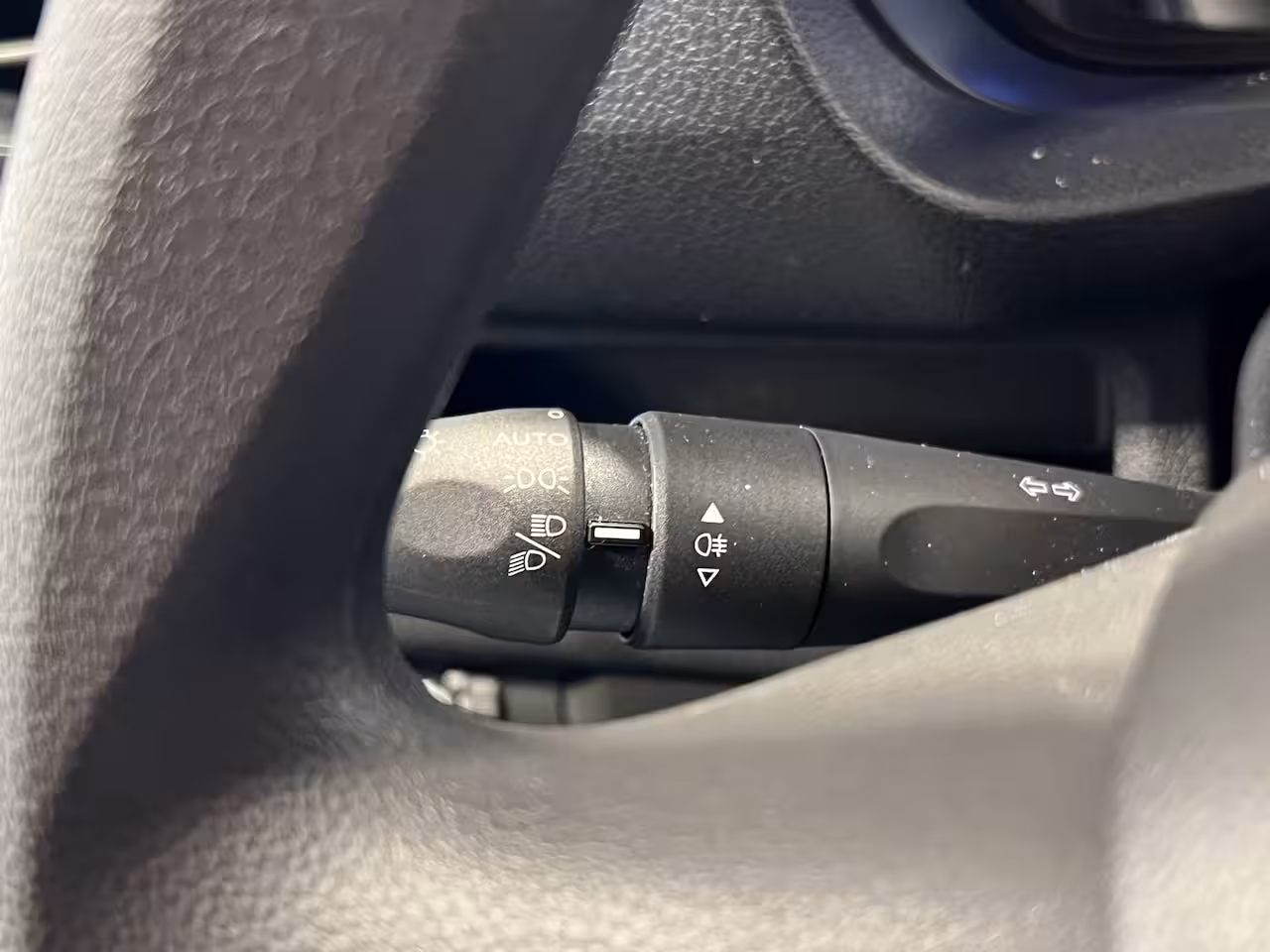 Toyota ProAce Worker 1.5 D-4D Live | Navigatie | LM Velgen | | PDC Achter | Sidebars
