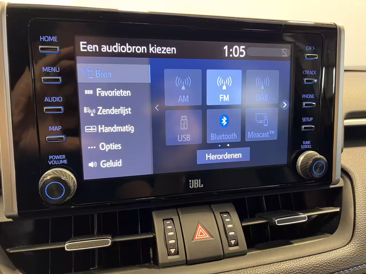 Toyota RAV4 2.5 Hybrid Executive | Navigatie | LM Velgen 18" | Voorstoelen Verwarmd | PDC Voor en Acht