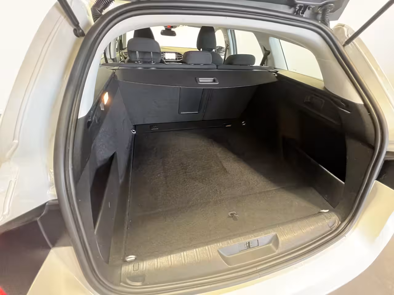 Peugeot 308 SW 1.2 PureTech Blue Lease Active | Android Auto/Apple Carplay | LM Velgen 16" | Achteruitrij