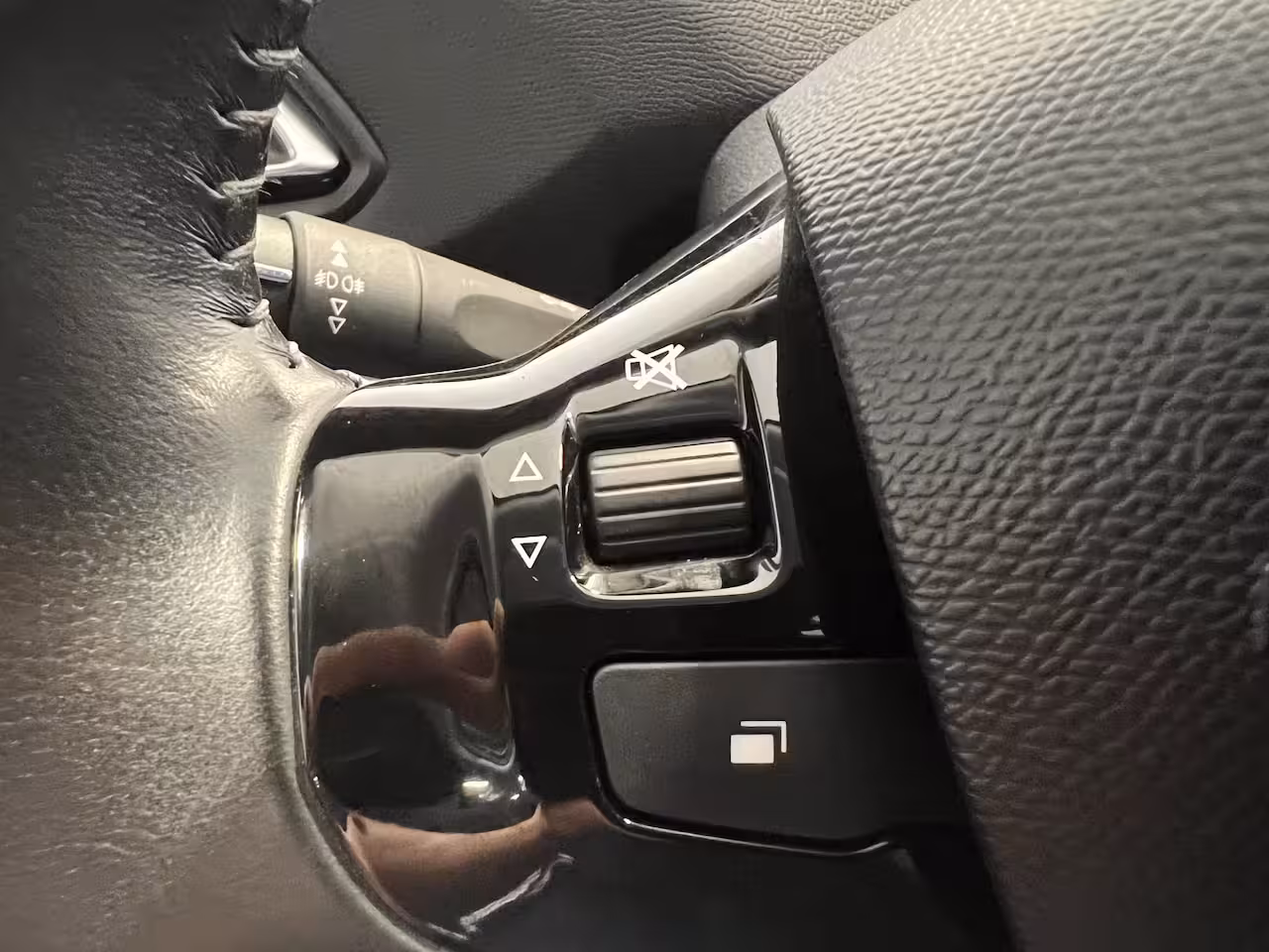 Peugeot 308 SW 1.2 PureTech Blue Lease Active | Android Auto/Apple Carplay | LM Velgen 16" | Achteruitrij