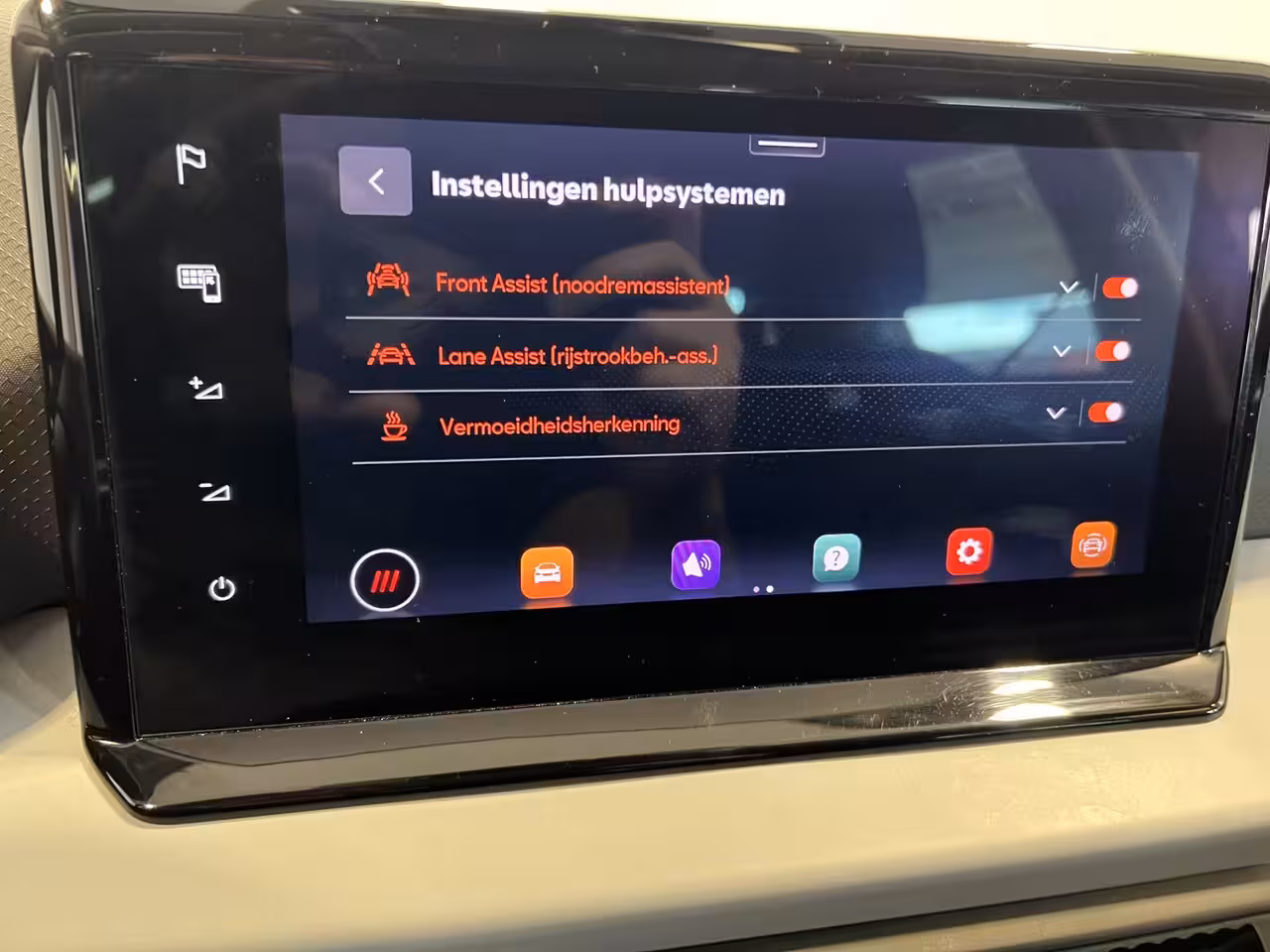 Seat Arona 1.0 TSI Style | Android Auto/Apple Carplay | LM Velgen 16" | Cruise Control | PDC Achter |