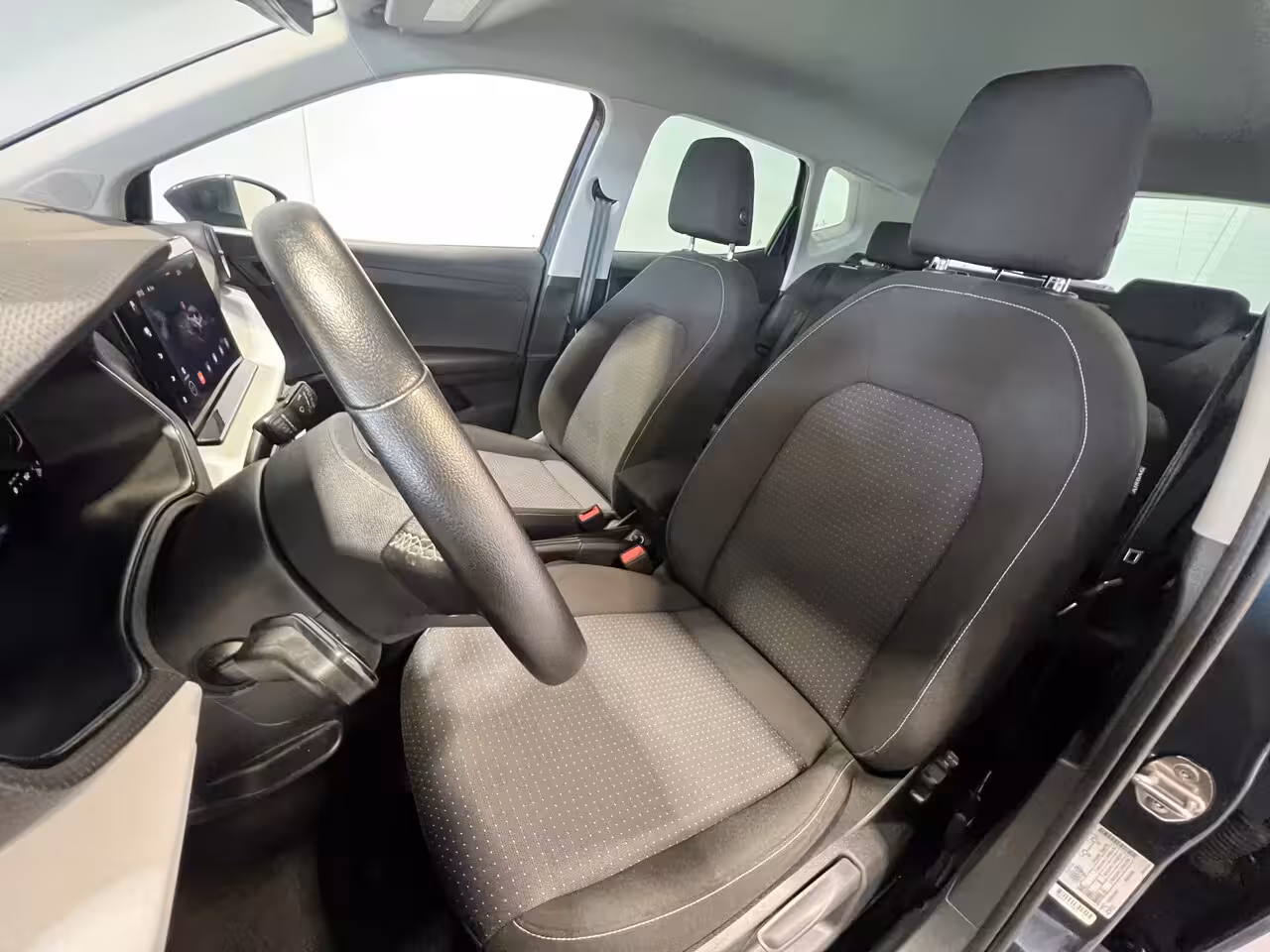 Seat Arona 1.0 TSI Style | Android Auto/Apple Carplay | LM Velgen 16" | Cruise Control | PDC Achter |