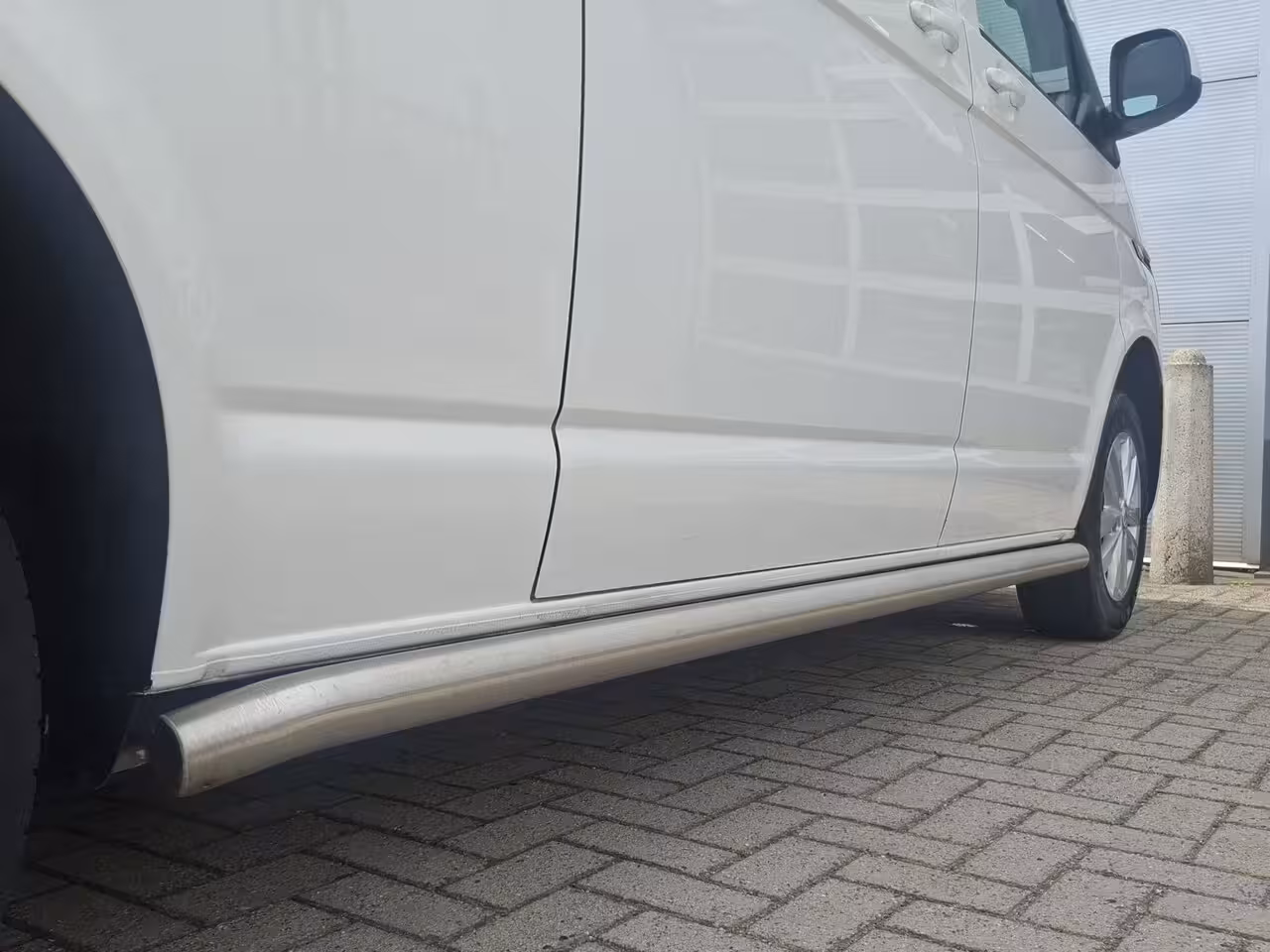 Volkswagen Transporter 2.0 TDI L2H1 Highline | Android/Apple Carplay | LM Velgen 16" | Cruise Control | Sidebars
