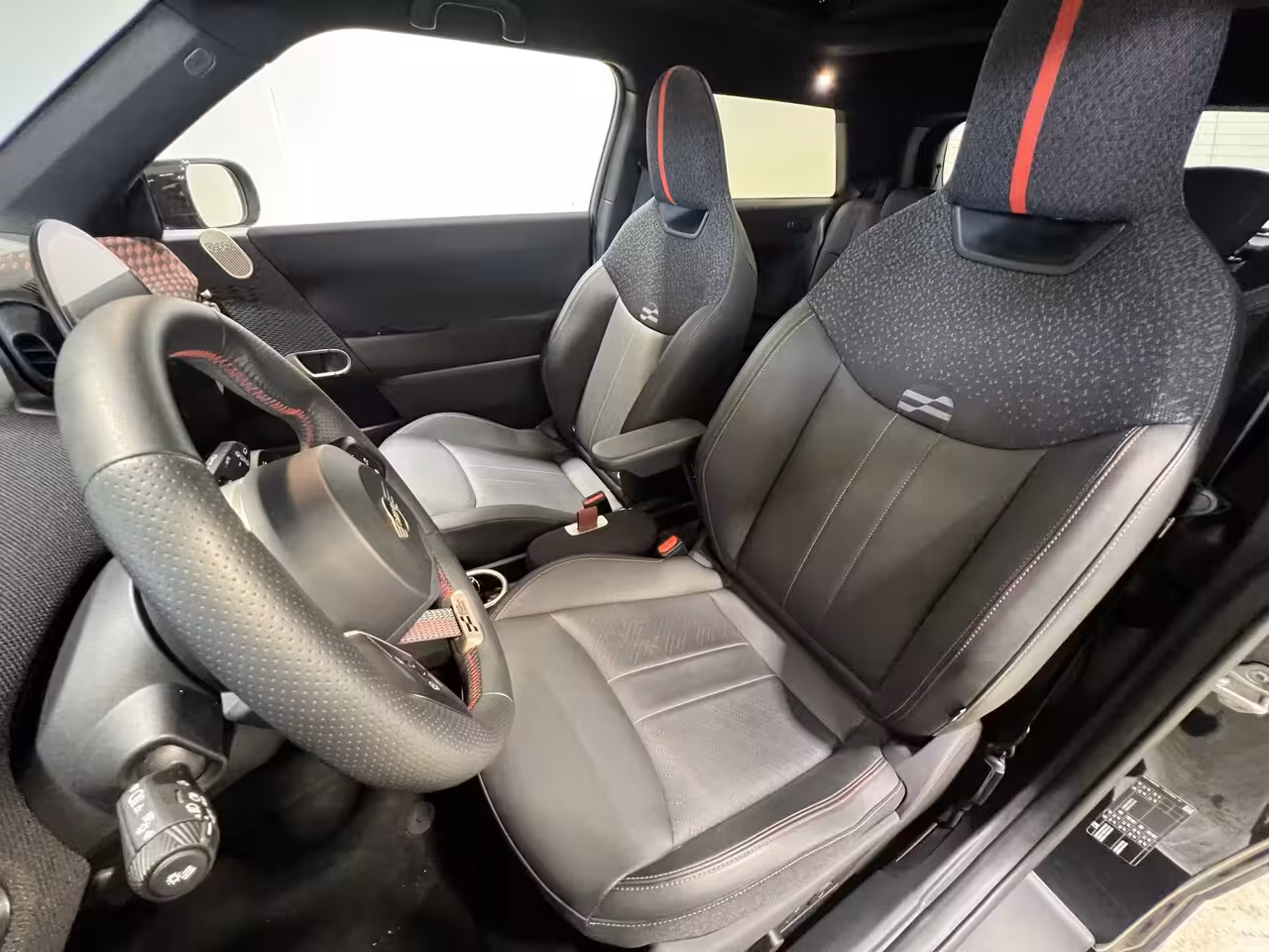 Mini Electric 3-Deurs Cooper SE John Cooper Works 54.2 kWh | XL Trim | SoH 97.1% | Navigatie/Android/App