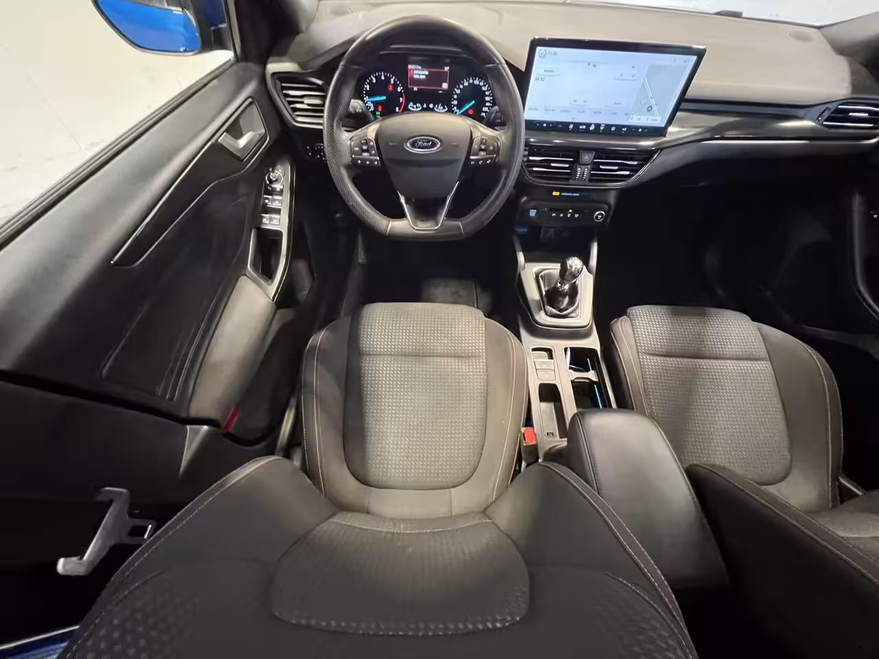 Ford Focus 1.0 EcoBoost Hybrid ST Line | Navigatie/Android/Apple Carplay | LMV 17" | Parkeersensoren