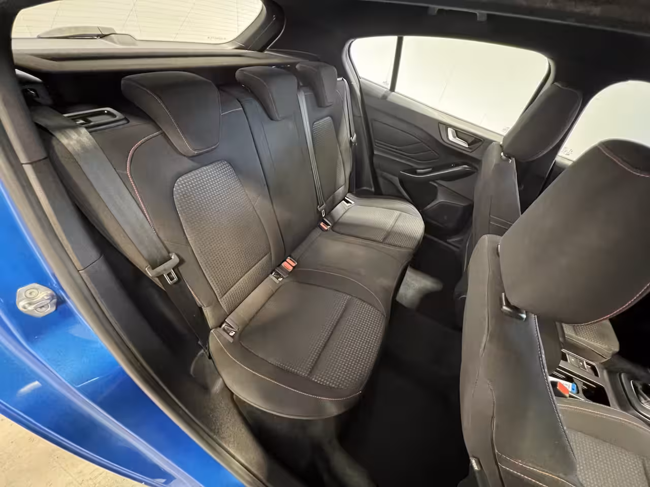 Ford Focus 1.0 EcoBoost Hybrid ST Line | Navigatie/Android/Apple Carplay | LMV 17" | Parkeersensoren