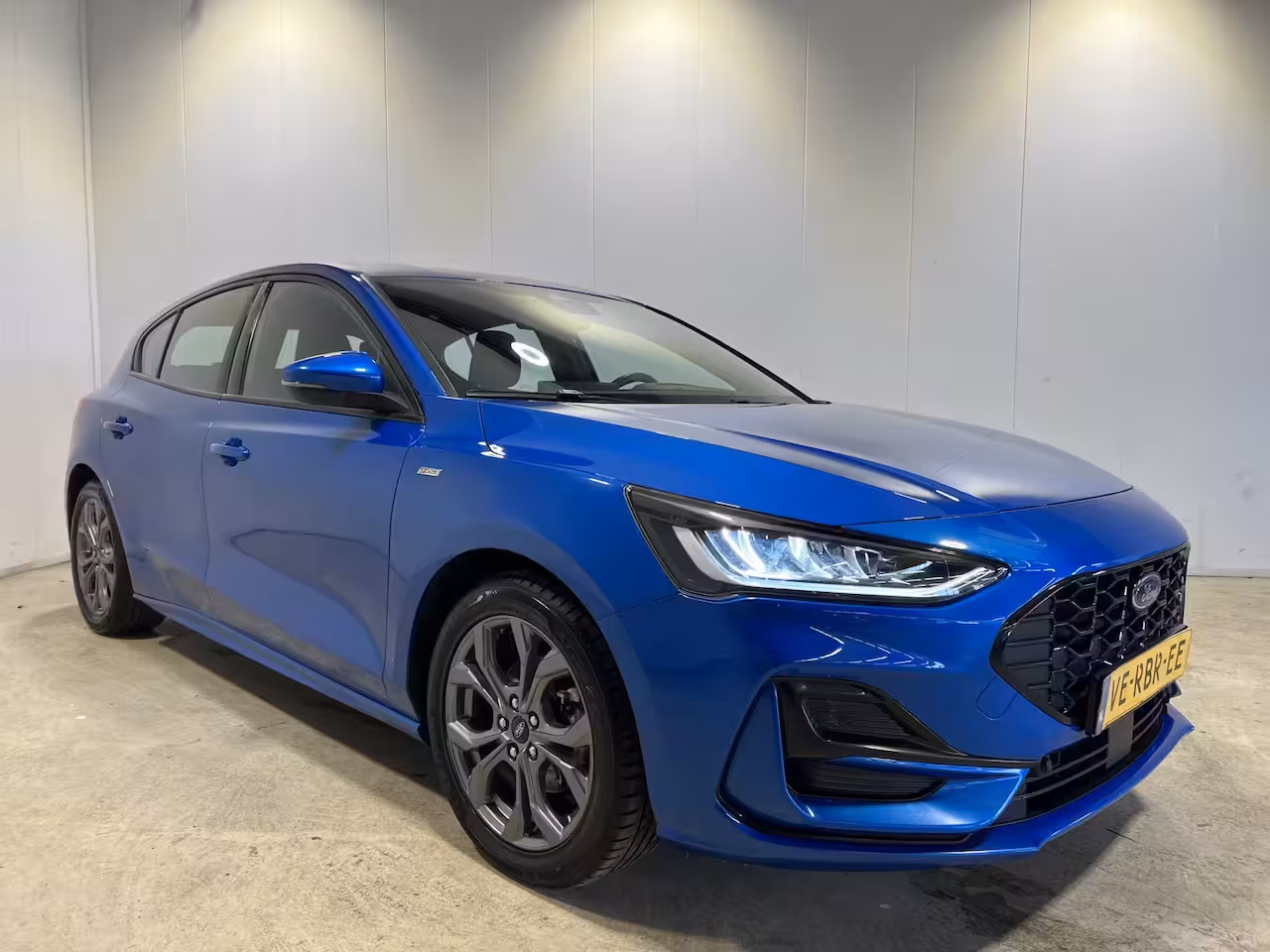 Ford Focus 1.0 EcoBoost Hybrid ST Line | Navigatie/Android/Apple Carplay | LMV 17" | Parkeersensoren