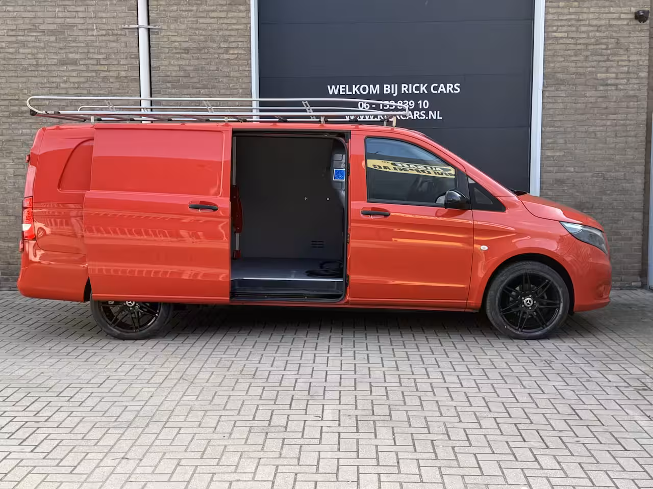 Mercedes-Benz eVito Vito-EVito 116PK Extra Lang 41 kWh CarPlay/Navigatie Systeem/Achteruitrijcamera