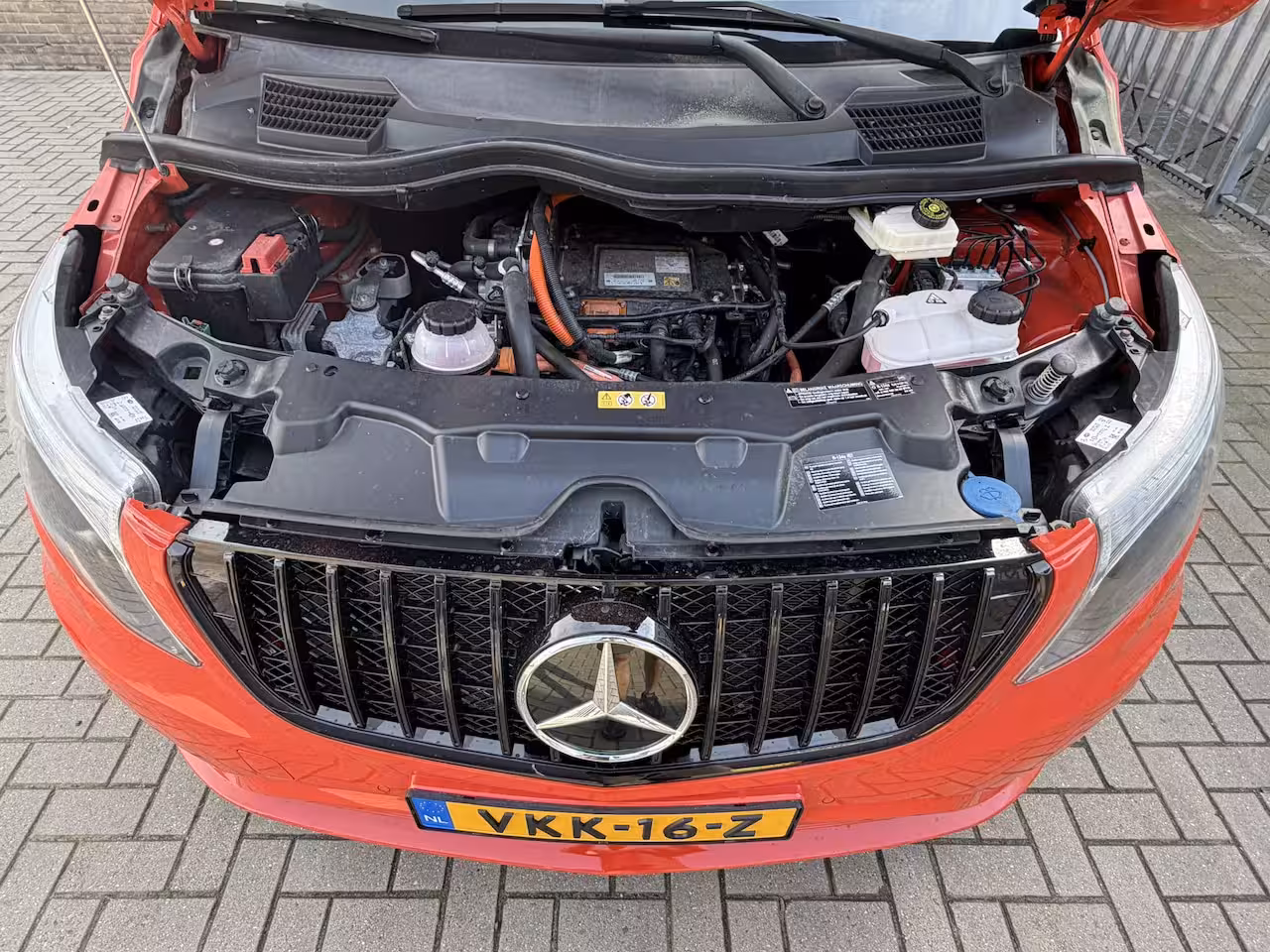 Mercedes-Benz eVito Vito-EVito 116PK Extra Lang 41 kWh CarPlay/Navigatie Systeem/Achteruitrijcamera