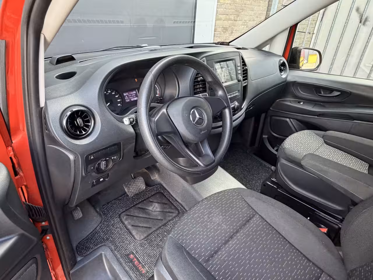 Mercedes-Benz eVito Vito-EVito 116PK Extra Lang 41 kWh CarPlay/Navigatie Systeem/Achteruitrijcamera