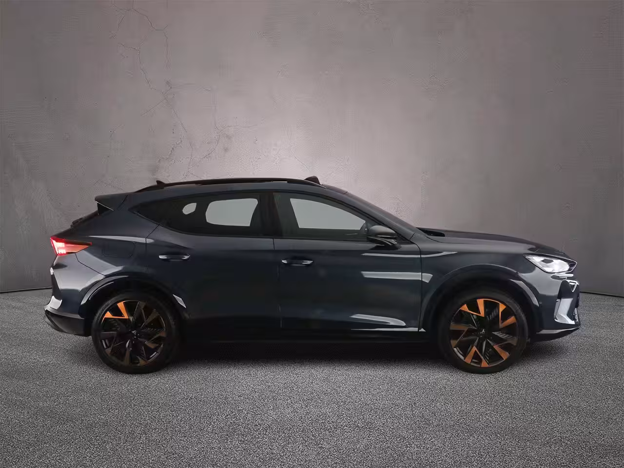 Cupra Formentor VZ Performance 1.5 TSI eHybrid 272pk DSG Automaat Panoramadak, Adaptive cruise control, Se