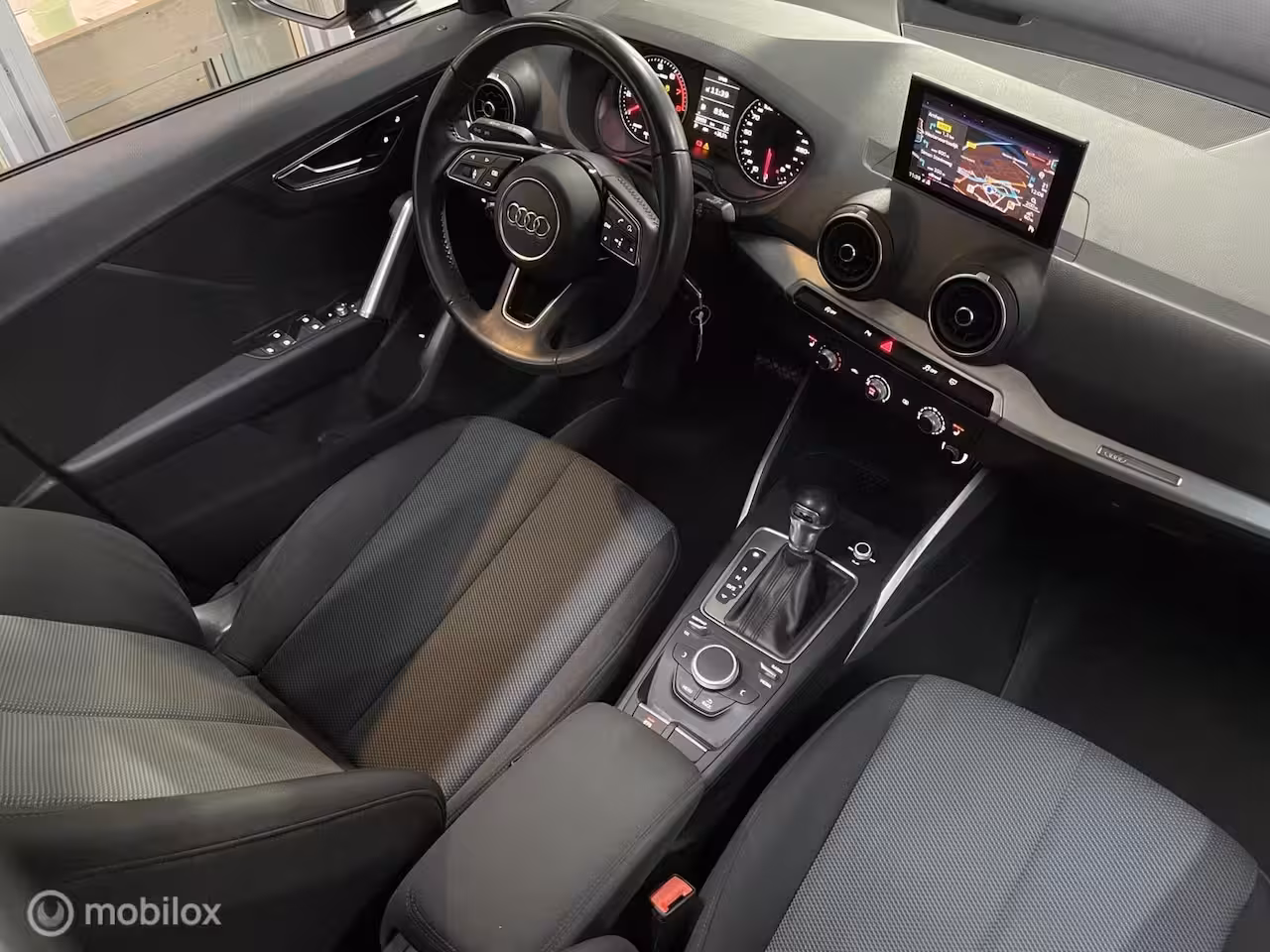 Audi Q2 1.4TFSI 150 pk S-TRONIC GREY PANORAMA LED NAVI XENON PDC XENON ZEER NETJES