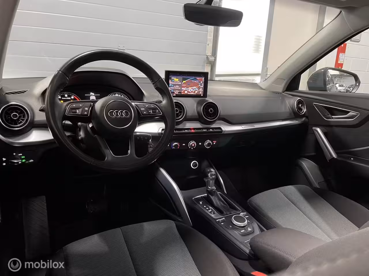 Audi Q2 1.4TFSI 150 pk S-TRONIC GREY PANORAMA LED NAVI XENON PDC XENON ZEER NETJES