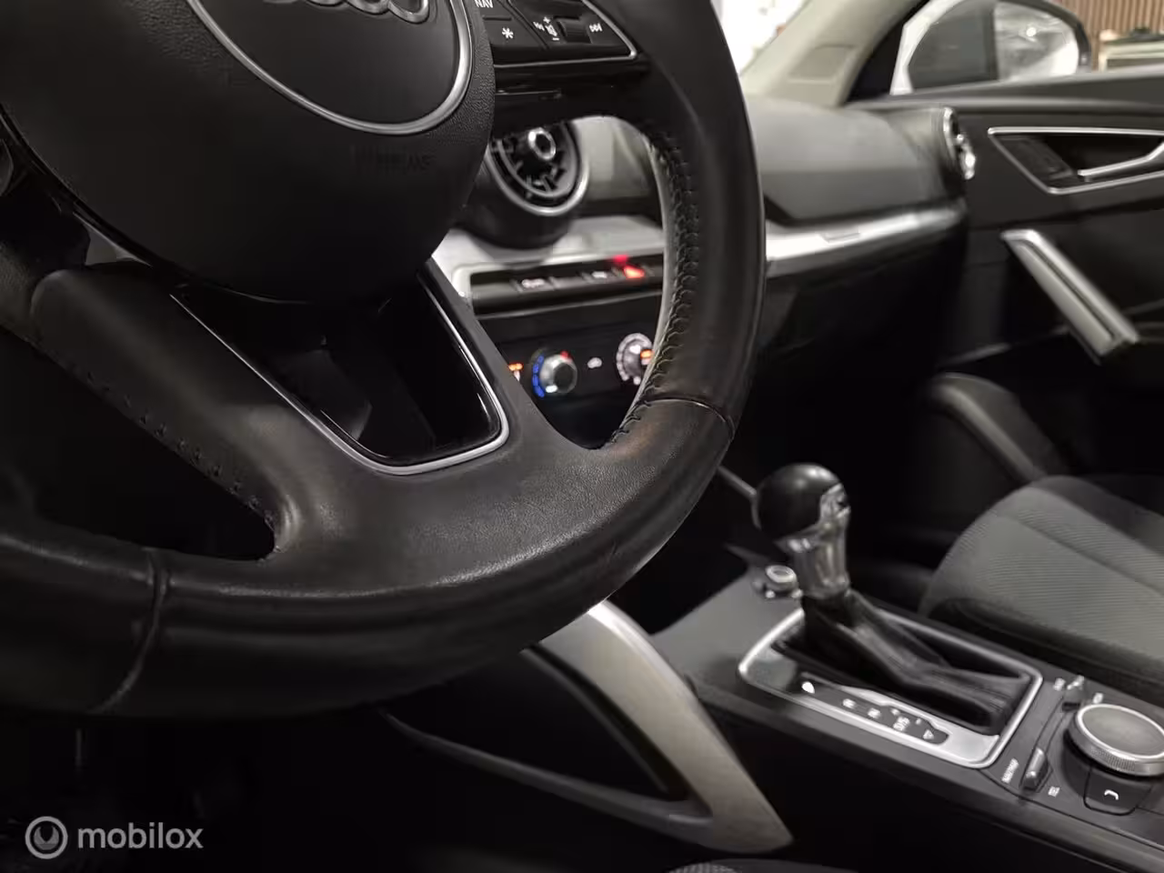 Audi Q2 1.4TFSI 150 pk S-TRONIC GREY PANORAMA LED NAVI XENON PDC XENON ZEER NETJES