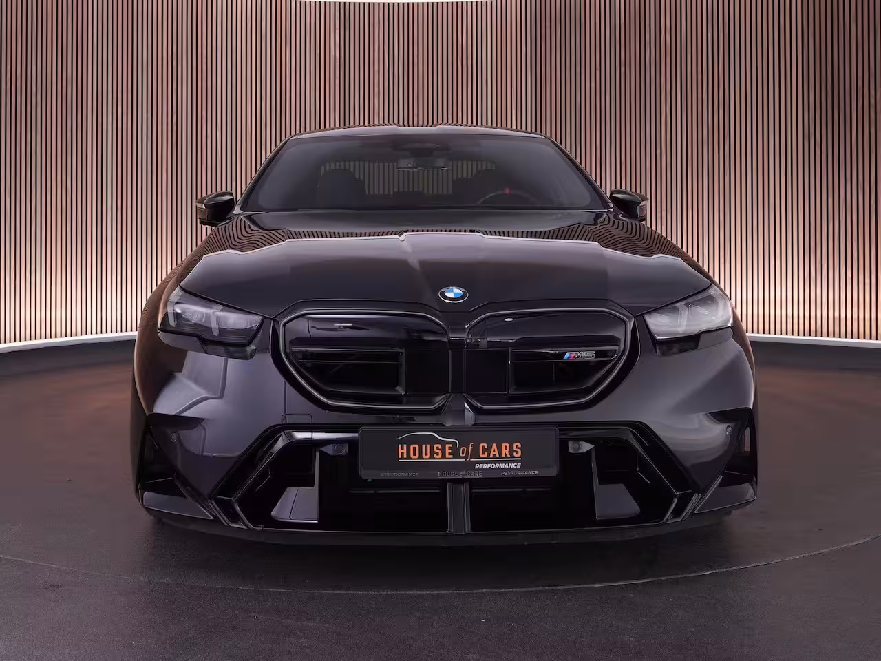BMW M5 |BTW-auto|Carbon ext.|Bowers&Wilkins|head-up|memory|360 camera|adaptive LED|stoelverkoelin