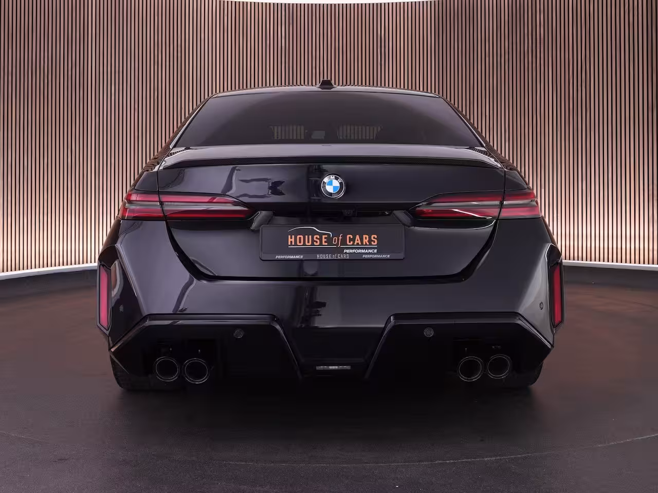 BMW M5 |BTW-auto|Carbon ext.|Bowers&Wilkins|head-up|memory|360 camera|adaptive LED|stoelverkoelin