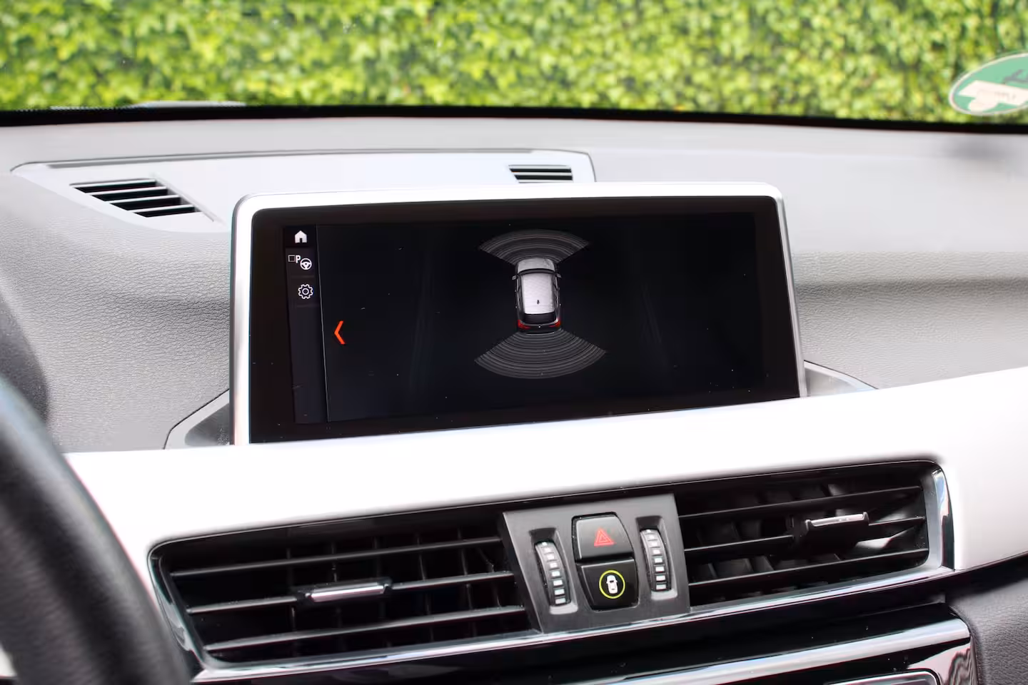 BMW X1 sDrive18i High Executive | DEALER OH | LEDER | ALL SEASON | CRUISE | PARK SENSE ACHTER | S
