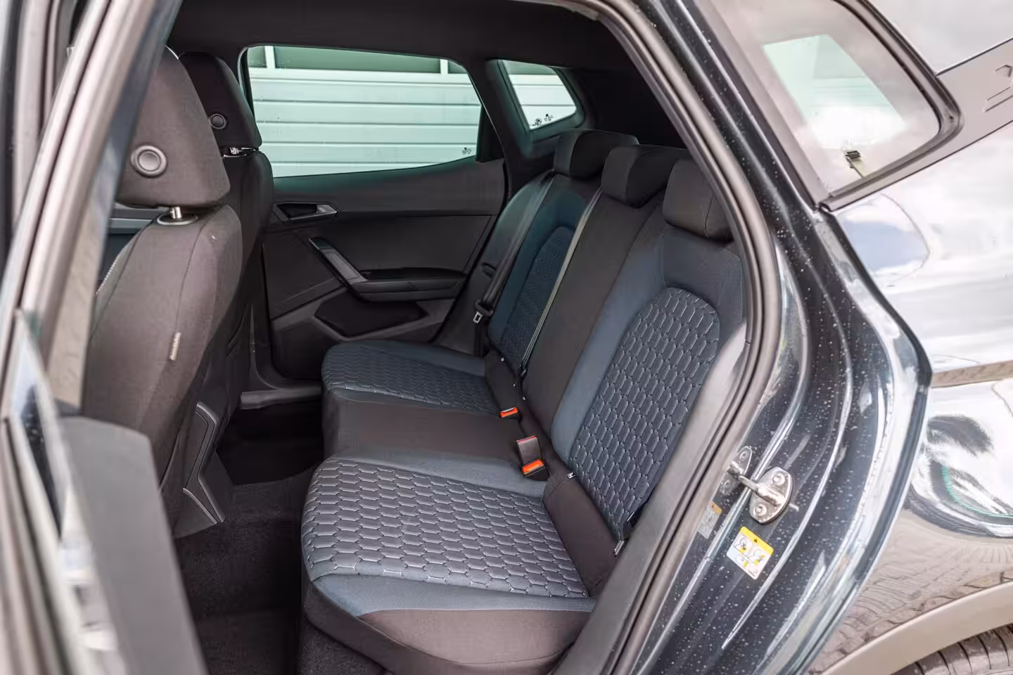 Seat Arona 1.0 EcoTSI 95pk Style Business Connect | Achteruitrijcamera | Cruise Control