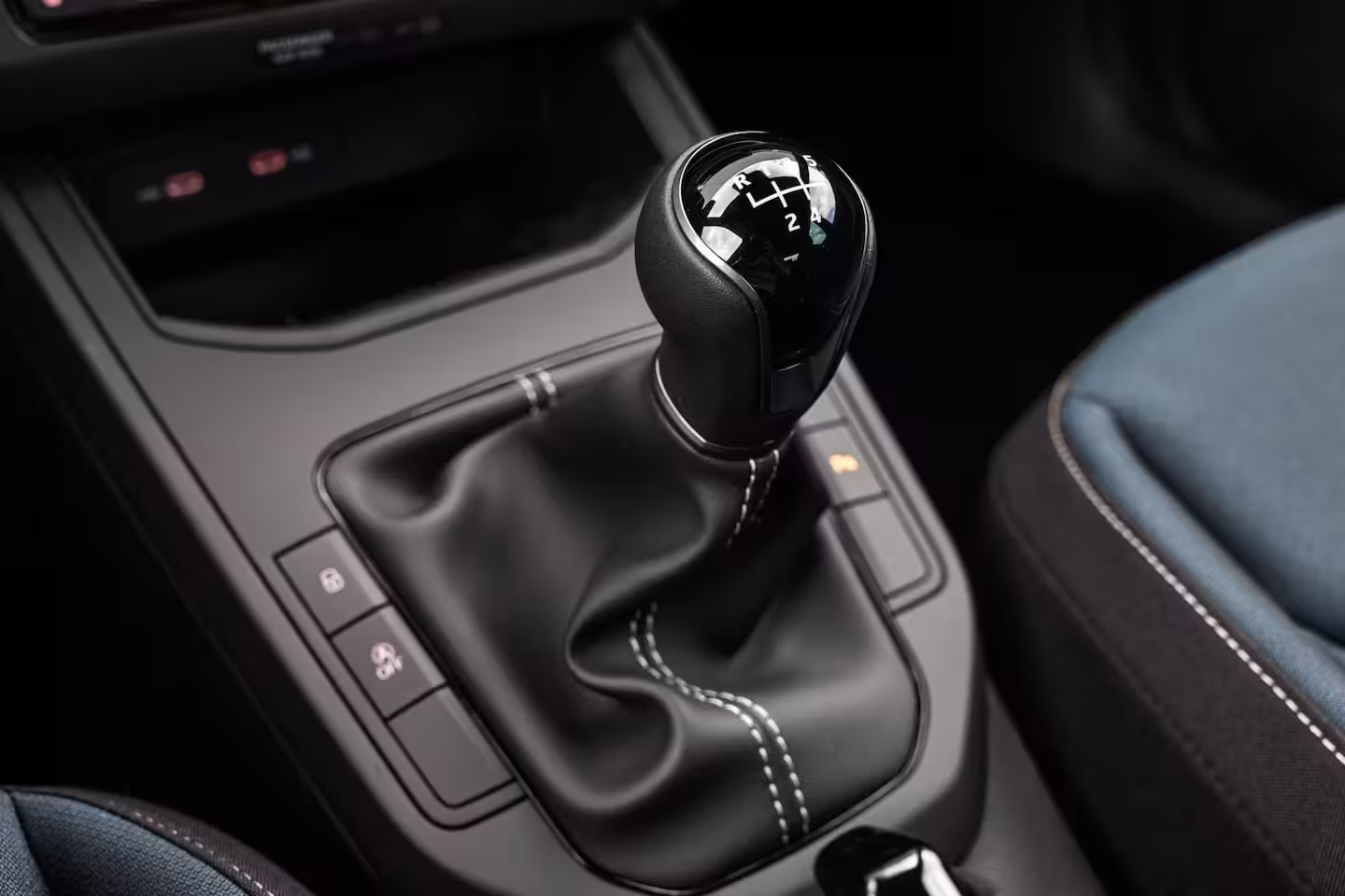 Seat Arona 1.0 EcoTSI 95pk Style Business Connect | Achteruitrijcamera | Cruise Control