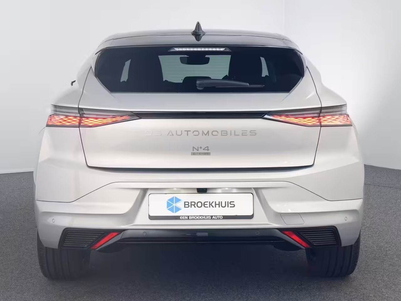 DS 4 4 N°4 Pallas - E-Tense | Achteruitrijcamera | Parkeersensoren vóór en achter | Rear traffi