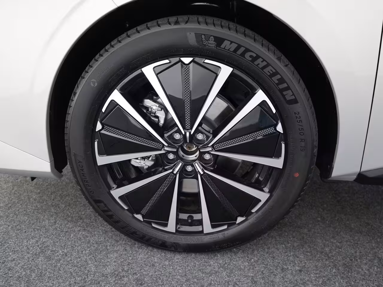 DS 4 4 N°4 Pallas - E-Tense | Achteruitrijcamera | Parkeersensoren vóór en achter | Rear traffi