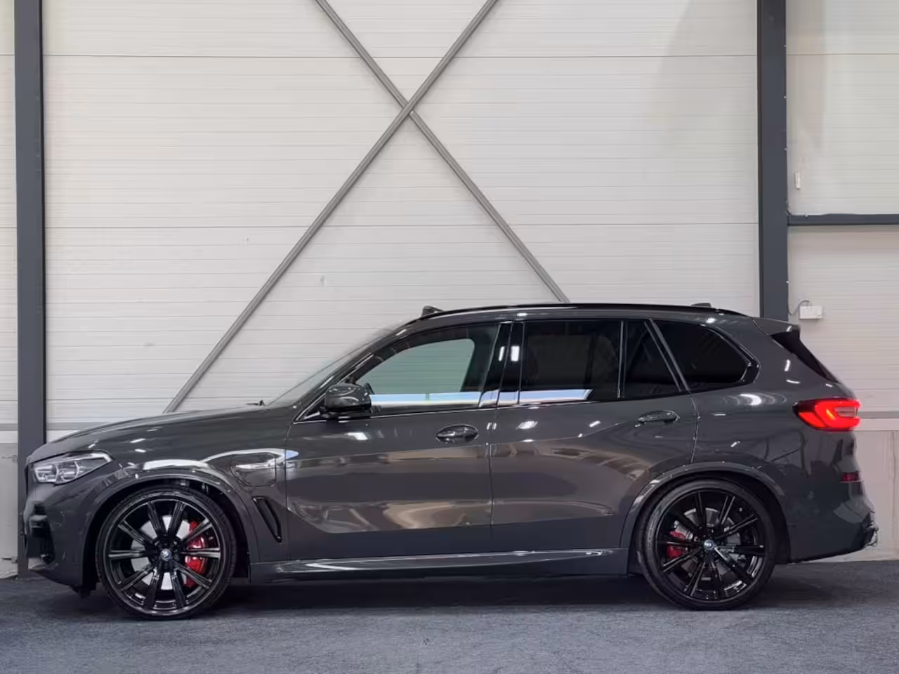 BMW X5 xDrive45e M-Sport 394 Pk Dravit Grijs Pano Sky Lounge
