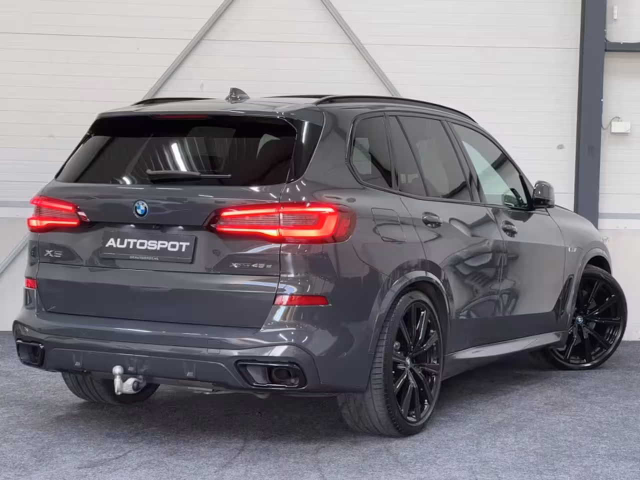 BMW X5 xDrive45e M-Sport 394 Pk Dravit Grijs Pano Sky Lounge