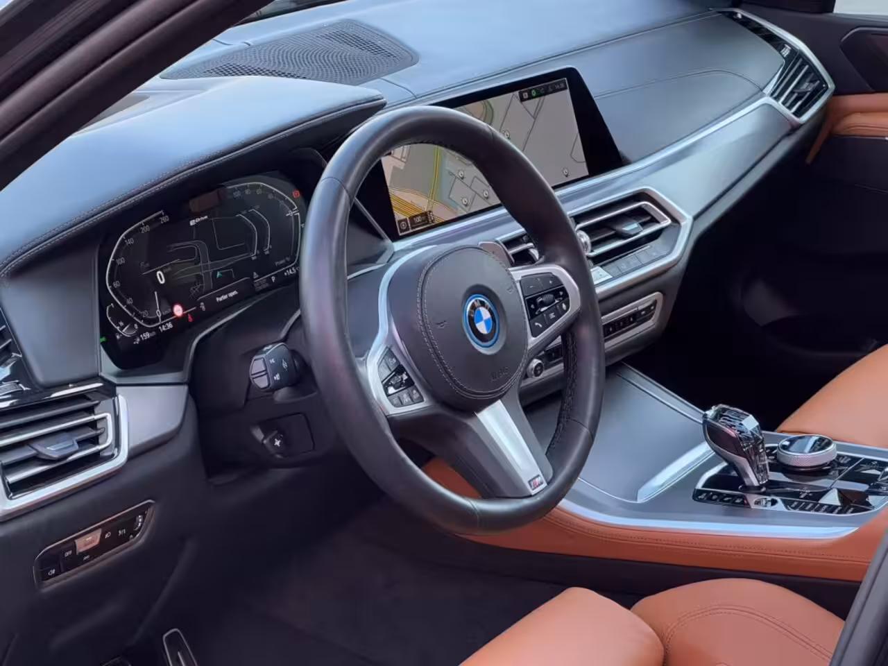 BMW X5 xDrive45e M-Sport 394 Pk Dravit Grijs Pano Sky Lounge